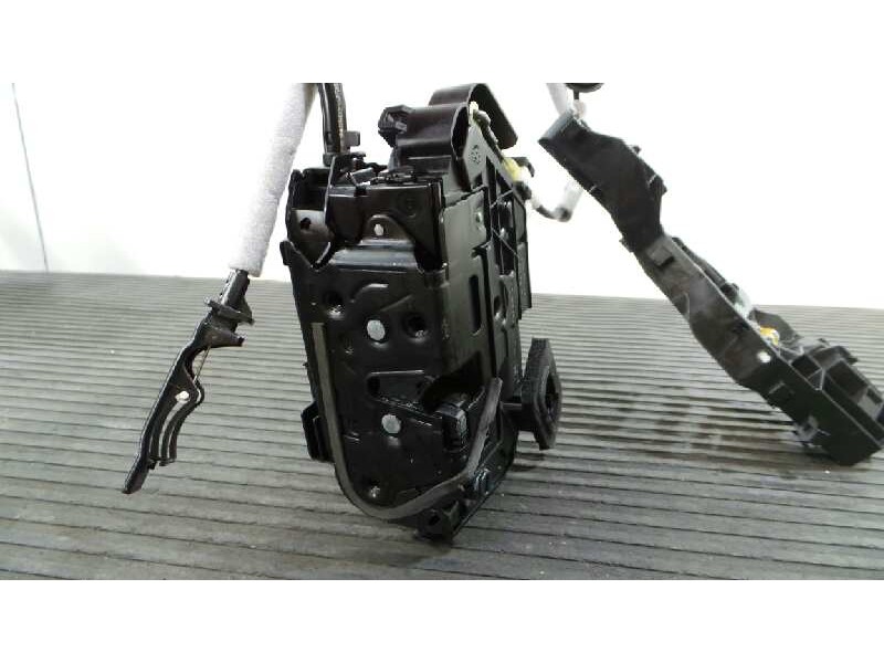 Recambio de cerradura puerta trasera derecha para volkswagen touran (5t1) advance bmt referencia OEM IAM 5TA839016E  E1-B6-36-4
