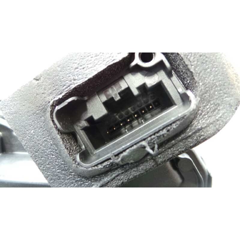 Recambio de cerradura puerta trasera derecha para volkswagen touran (5t1) advance bmt referencia OEM IAM 5TA839016E  E1-B6-36-4