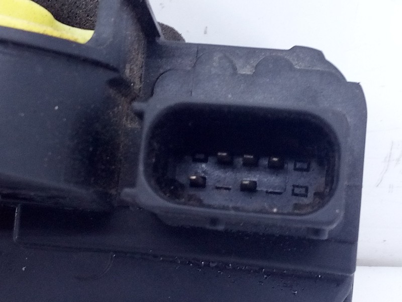 Recambio de cerradura puerta delantera izquierda para opel insignia sports tourer cosmo referencia OEM IAM 13503801 A 1101120090