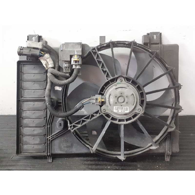 Recambio de electroventilador para citroën c5 berlina seduction referencia OEM IAM 3000257  P2-B8-24