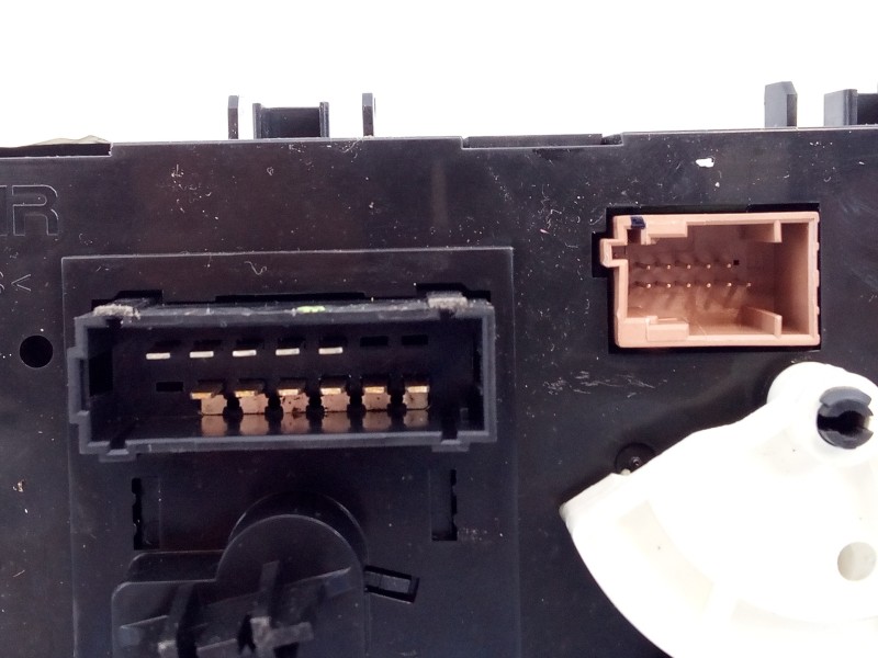 Recambio de mando calefaccion / aire acondicionado para citroën c3 collection referencia OEM IAM 770302 Z8510001 E3-B2-38-1