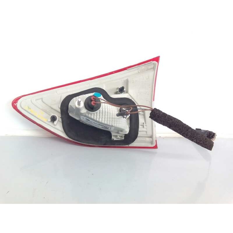 Recambio de piloto trasero izquierdo porton para ford kuga (cbs) referencia OEM IAM CV4413A603BG 90021833 E2-B3-27-2