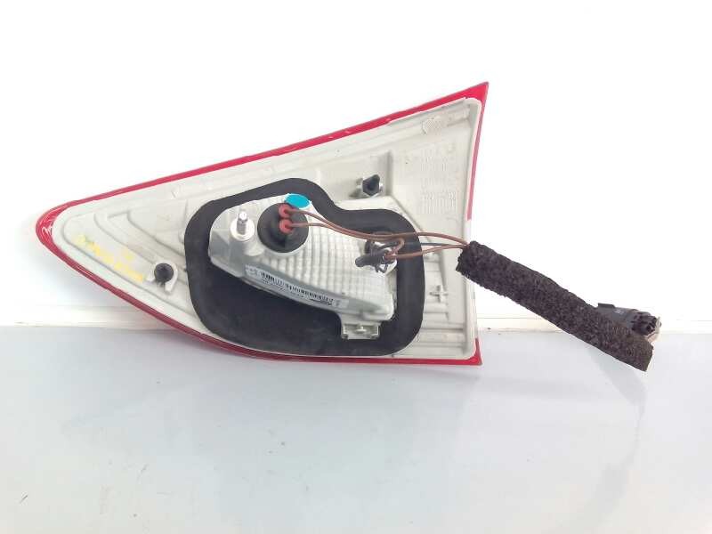 Recambio de piloto trasero izquierdo porton para ford kuga (cbs) referencia OEM IAM CV4413A603BG 90021833 E2-B3-27-2