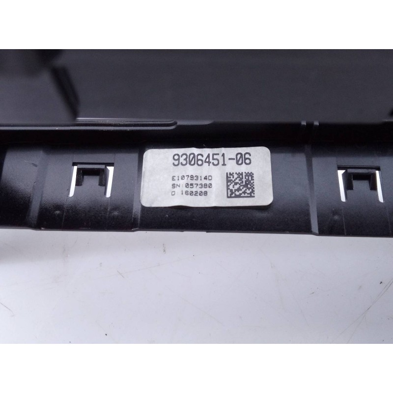 Recambio de mando climatizador para bmw serie 4 coupe (f32) 420d luxury line referencia OEM IAM 930645106  E3-A2-30-2