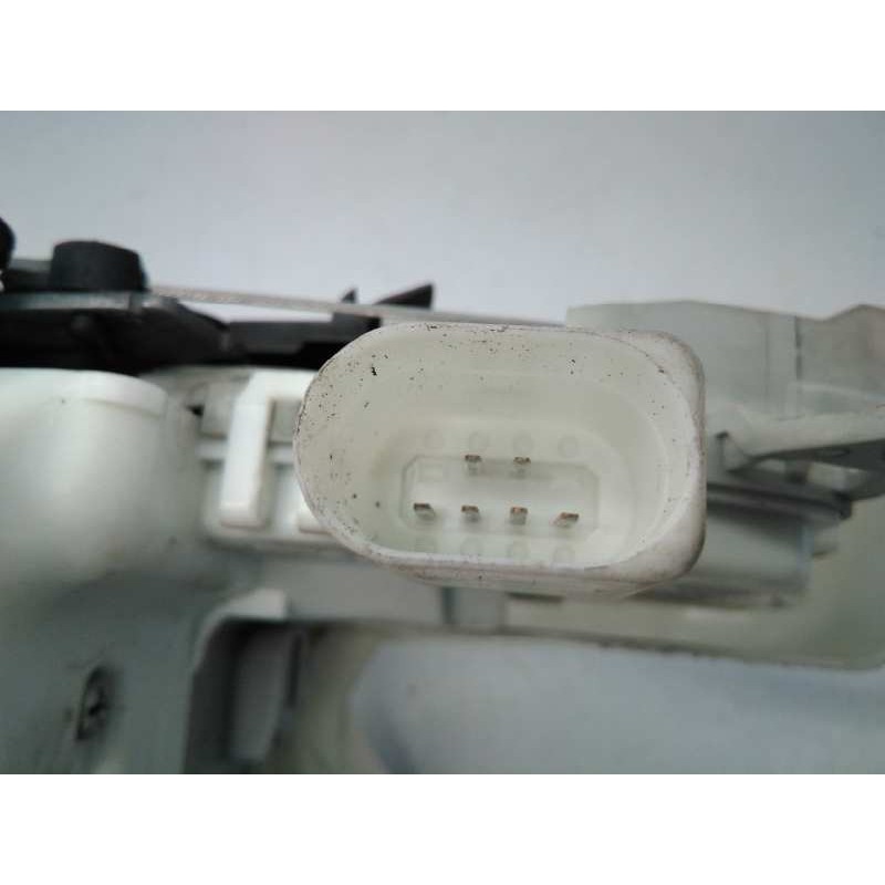 Recambio de cerradura puerta delantera izquierda para audi a5 sportback (8t) 2.0 tdi (140kw) referencia OEM IAM 8T01837885 8T883
