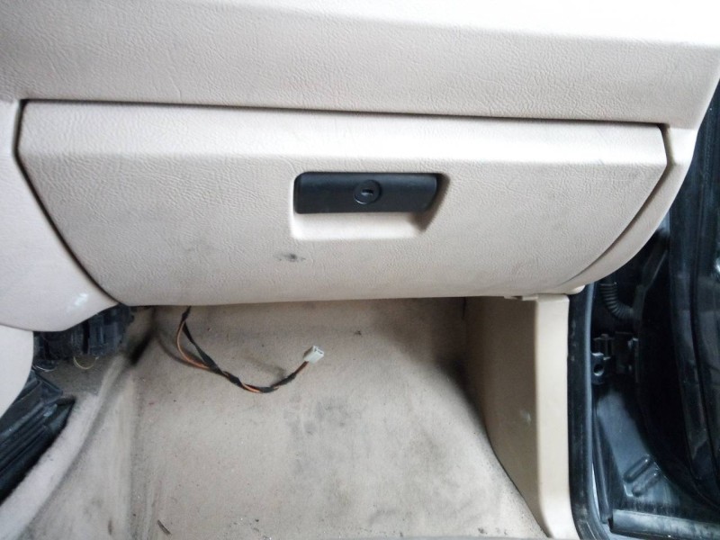 Recambio de guantera para bmw x5 (e53) 3.0d referencia OEM IAM   