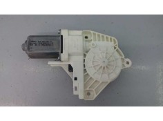 MOTOR ELEVALUNAS TRASERO DERECHO 8K0959801 E1-B6-24-1