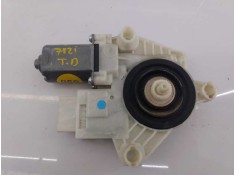 MOTOR ELEVALUNAS TRASERO DERECHO 5Q4959812A E1-B6-51-2