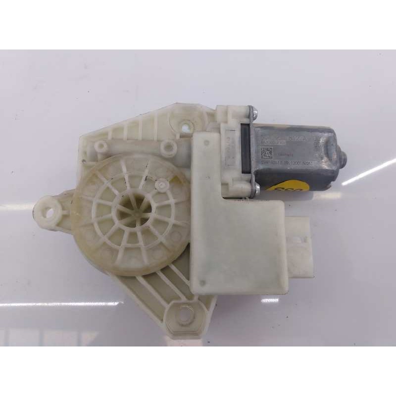 Recambio de motor elevalunas trasero derecho para volkswagen golf vii lim. (5g1) comfortline bluemotion referencia OEM IAM 5Q495