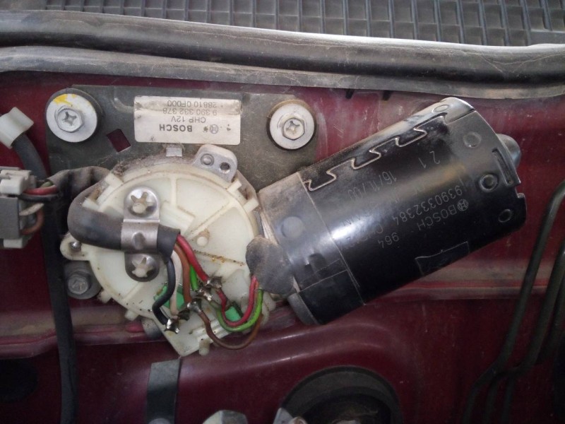 Recambio de motor limpia delantero para nissan terrano/terrano.ii (r20) se (5-ptas.) referencia OEM IAM 9390332384  