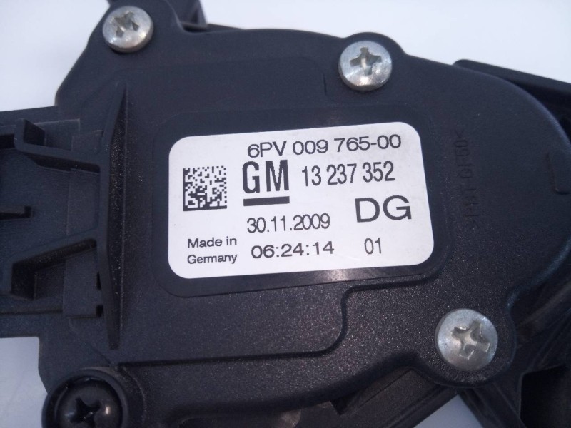 Recambio de pedal acelerador para opel insignia sports tourer cosmo referencia OEM IAM 13237352 6PV00976500 E3-A5-23-4