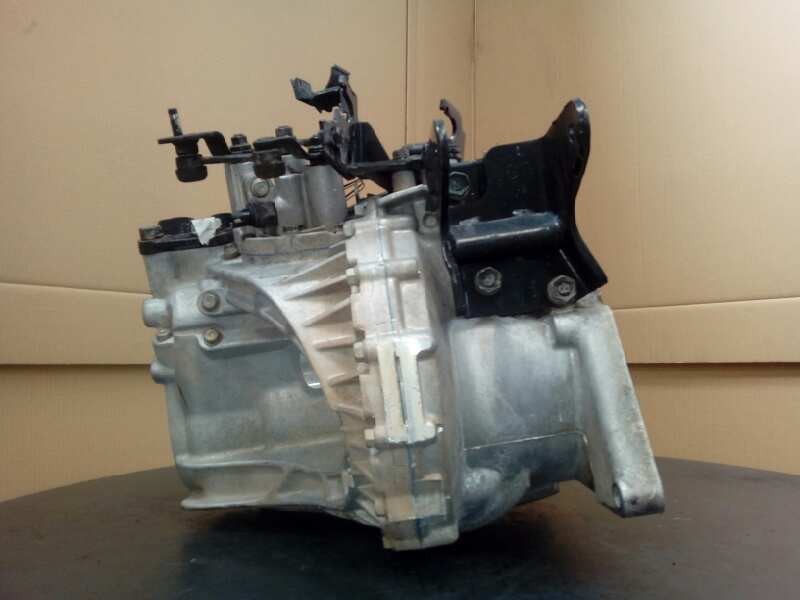 Recambio de caja cambios para kia sportage lx 4x4 referencia OEM IAM S654JE 049248 M1-A2-67