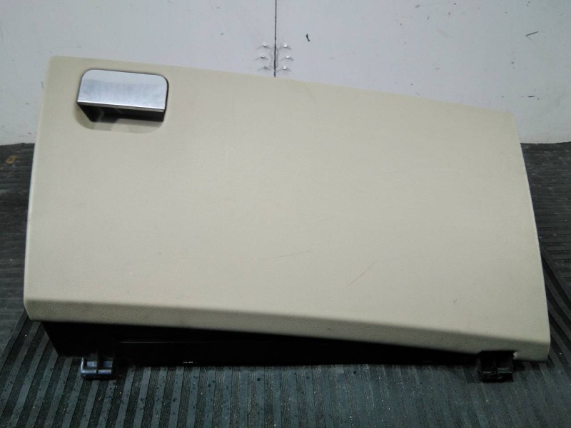 Recambio de guantera para land rover discovery v6 td se referencia OEM IAM LHD34183M  P2-A2-10