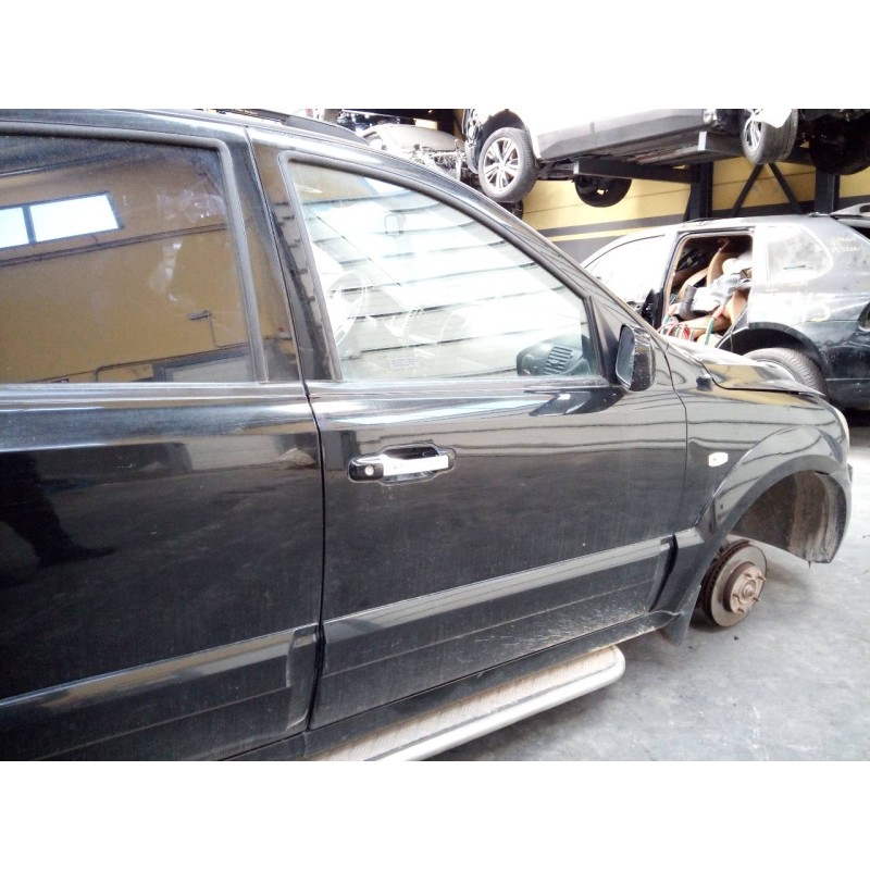 Recambio de puerta delantera derecha para kia sorento 2.5 crdi ex referencia OEM IAM   