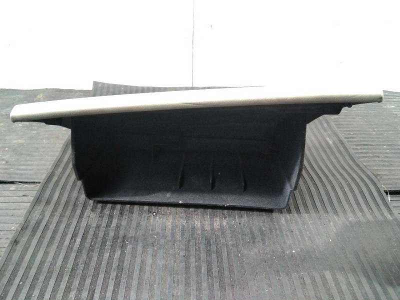 Recambio de guantera para land rover discovery v6 td se referencia OEM IAM LHD34183M  P2-A2-10