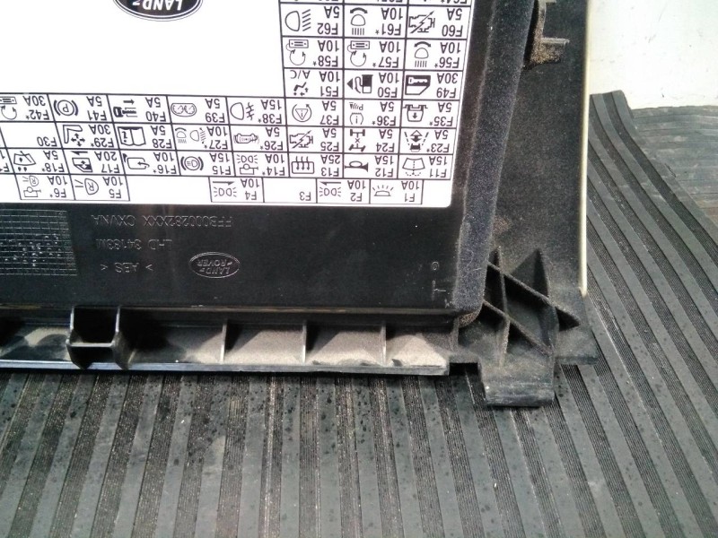 Recambio de guantera para land rover discovery v6 td se referencia OEM IAM LHD34183M  P2-A2-10