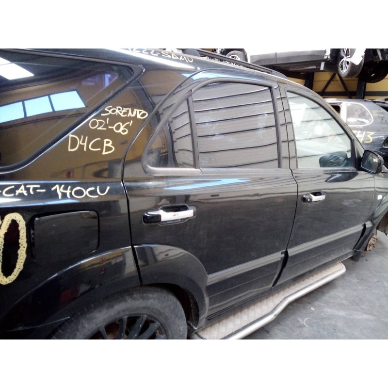 Recambio de puerta trasera derecha para kia sorento 2.5 crdi ex referencia OEM IAM   