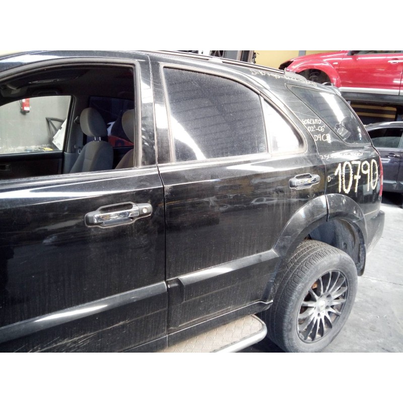 Recambio de puerta trasera izquierda para kia sorento 2.5 crdi ex referencia OEM IAM   