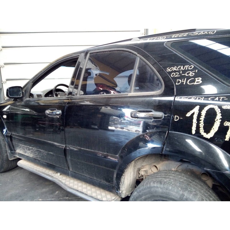 Recambio de puerta trasera izquierda para kia sorento 2.5 crdi ex referencia OEM IAM   