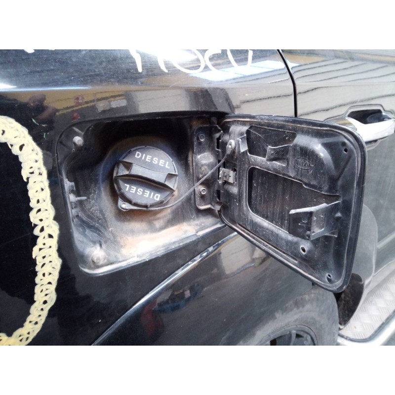 Recambio de tapa exterior combustible para kia sorento 2.5 crdi ex referencia OEM IAM   