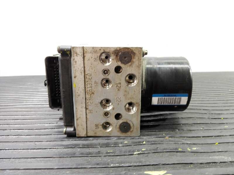 Recambio de abs para volkswagen passat berlina (3c2) edition referencia OEM IAM 3C0614109D HC72560813DEQ P3-A8-28-4