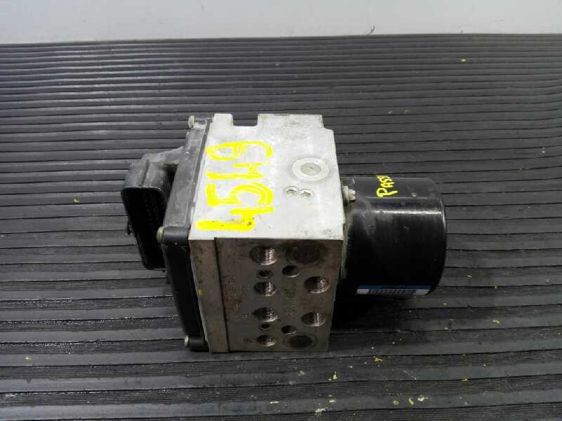 Recambio de abs para volkswagen passat berlina (3c2) edition referencia OEM IAM 3C0614109D HC72560813DEQ P3-A8-28-4