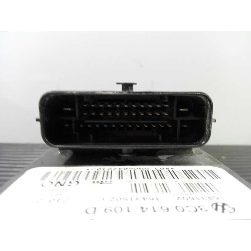 Recambio de abs para volkswagen passat berlina (3c2) edition referencia OEM IAM 3C0614109D HC72560813DEQ P3-A8-28-4