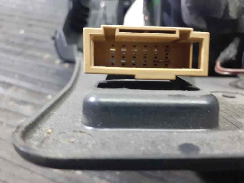 Recambio de guantera para audi a4 avant (8k5) (2008) básico referencia OEM IAM 8K1857035B 320010211870010 P2-A3-14