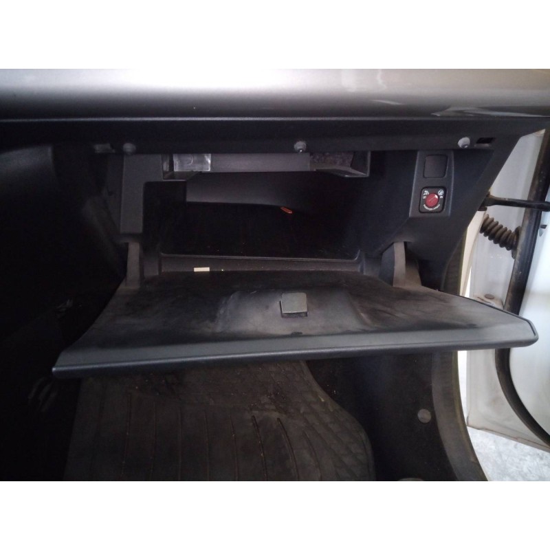 Recambio de guantera para citroën c-elysée exclusive referencia OEM IAM   