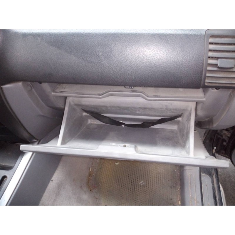 Recambio de guantera para kia sorento 2.5 crdi ex referencia OEM IAM   