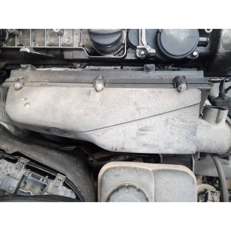 Recambio de filtro aire para mercedes-benz clase c (w203) berlina 270 cdi (203.016) referencia OEM IAM   