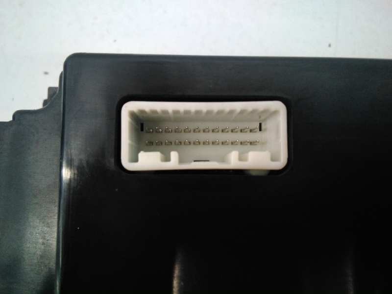 Recambio de mando climatizador para land rover discovery v6 td se referencia OEM IAM MB1465706190 JFC501090 E3-B3-13-2