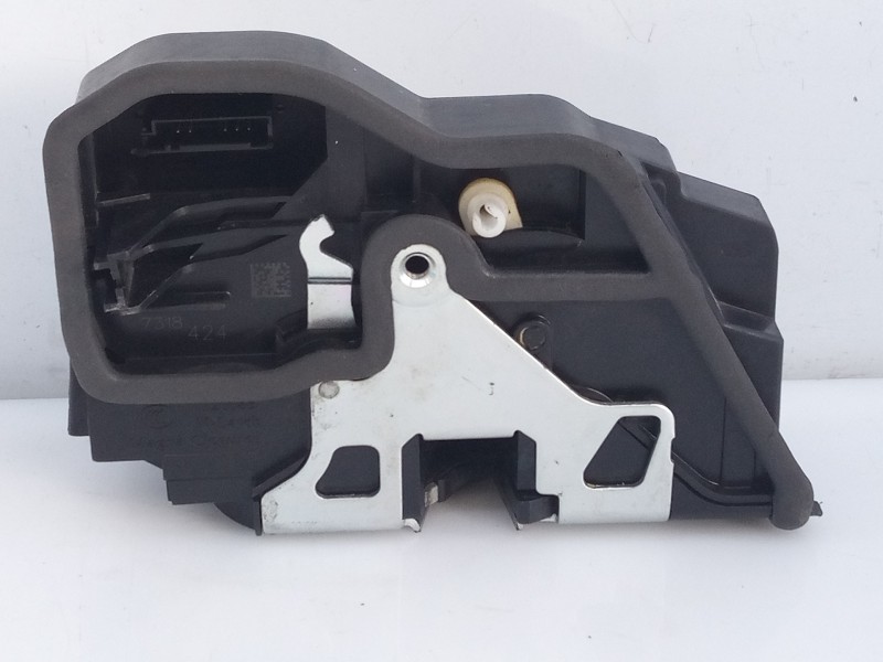Recambio de cerradura puerta delantera derecha para bmw x3 (f25) xdrive 20d referencia OEM IAM 7318424  