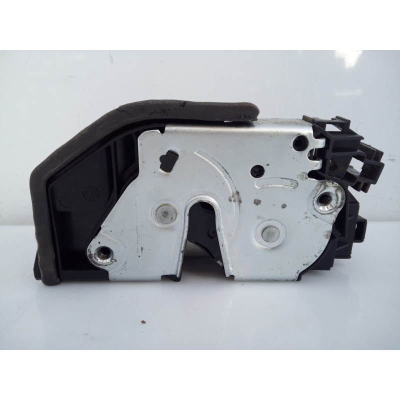 Recambio de cerradura puerta delantera derecha para bmw x3 (f25) xdrive 20d referencia OEM IAM 7318424  