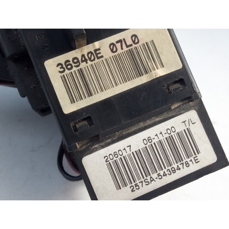 Recambio de mando limpia para nissan terrano/terrano.ii (r20) se (5-ptas.) referencia OEM IAM 36940E07L0 257SA54394781E E3-B4-22