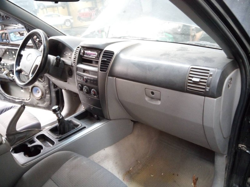 Recambio de salpicadero para kia sorento 2.5 crdi ex referencia OEM IAM   