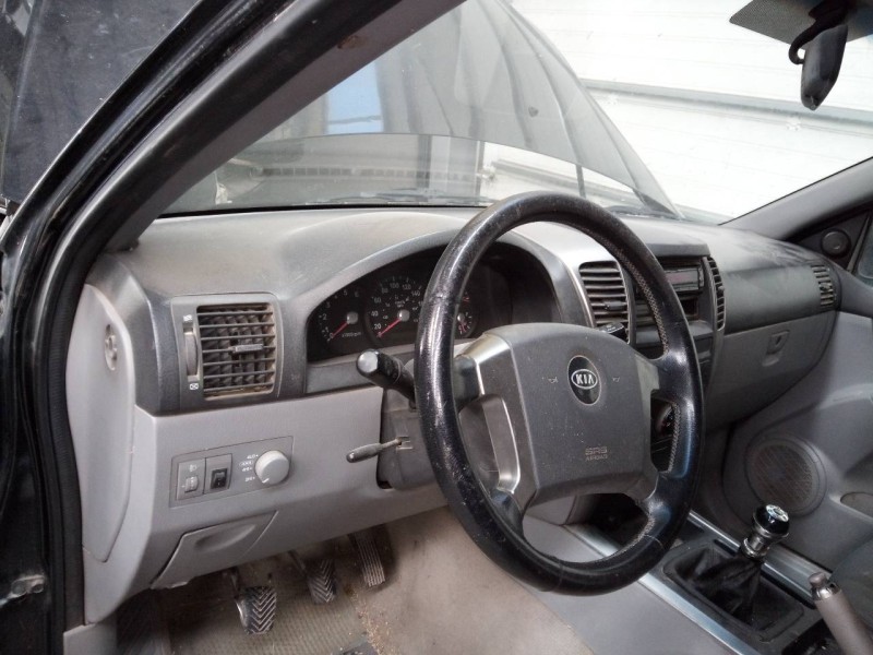 Recambio de salpicadero para kia sorento 2.5 crdi ex referencia OEM IAM   