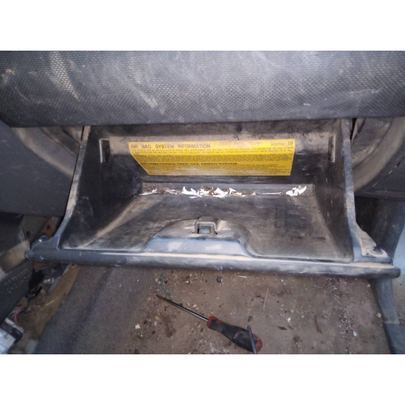 Recambio de guantera para mitsubishi montero (v60/v70) 3.2 di-d gls (3-ptas.) referencia OEM IAM   