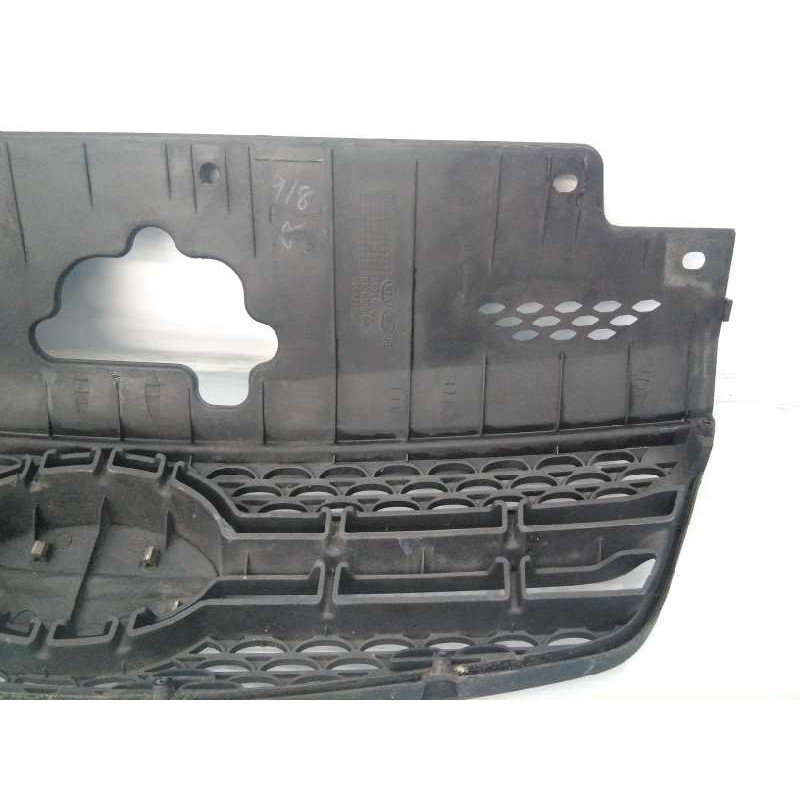 Recambio de rejilla delantera para kia rio 1.5 crdi active referencia OEM IAM 863611G210  