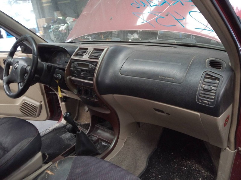 Recambio de salpicadero para nissan terrano/terrano.ii (r20) se (5-ptas.) referencia OEM IAM   