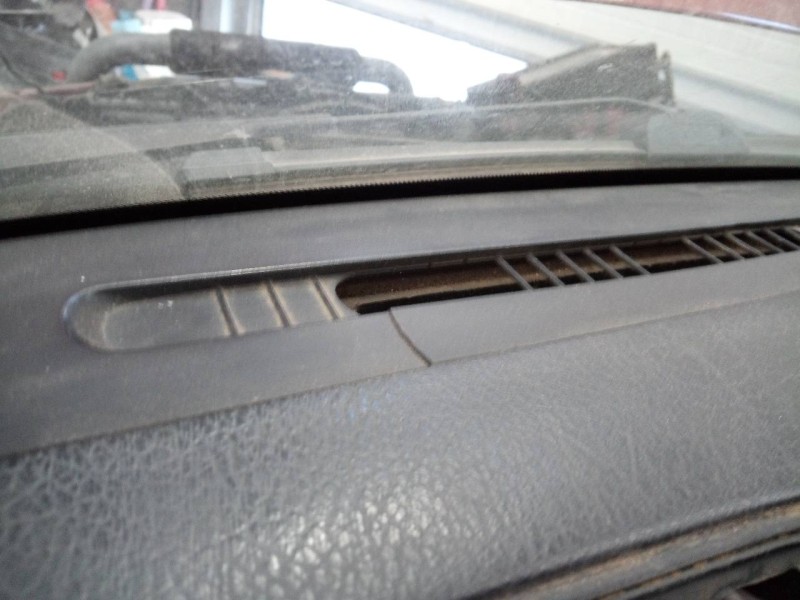 Recambio de salpicadero para nissan terrano/terrano.ii (r20) se (5-ptas.) referencia OEM IAM   