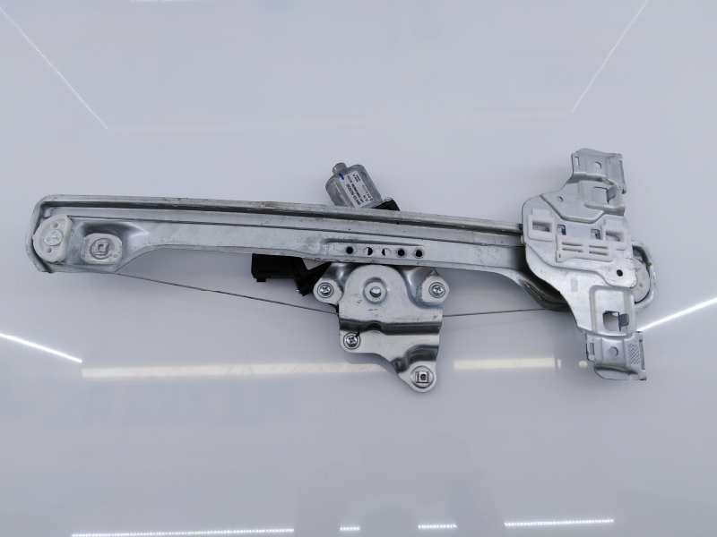 Recambio de elevalunas trasero derecho para opel mokka excellence referencia OEM IAM 95920041 98910SUV20 E2-B6-4-2