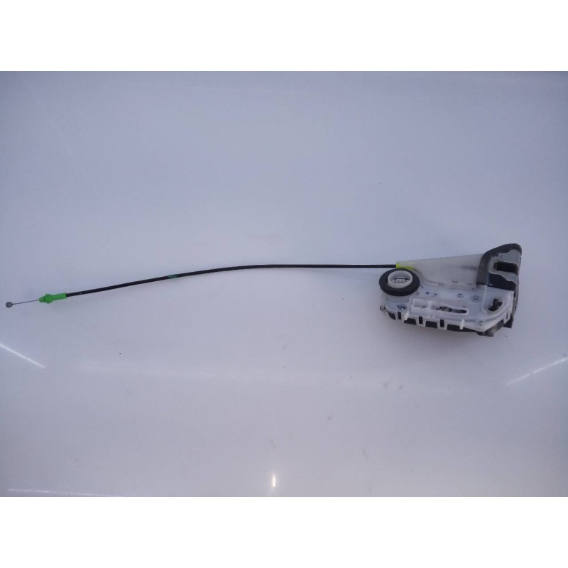 Recambio de cerradura puerta trasera derecha para toyota yaris hsd city referencia OEM IAM   E2-B4-55-1