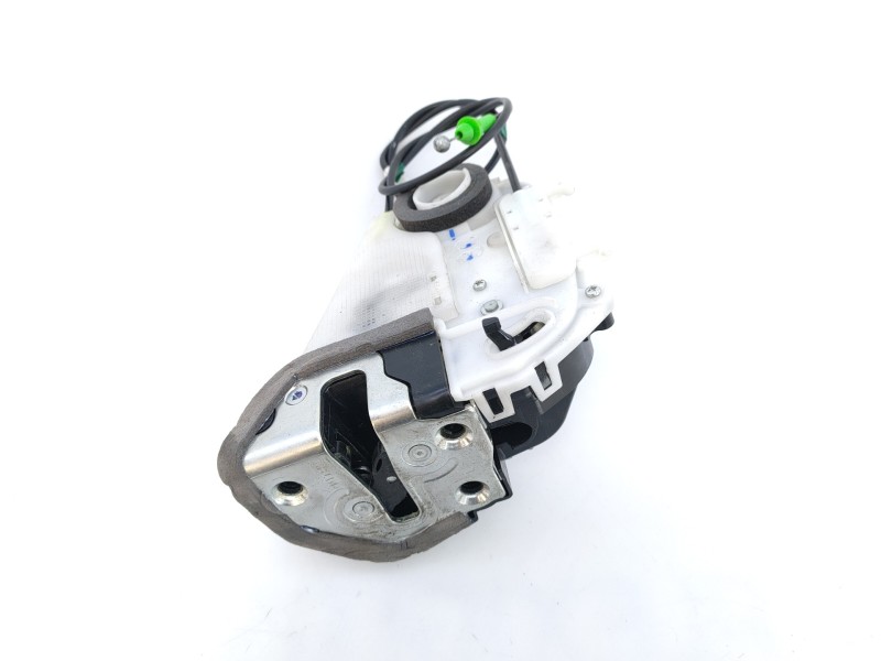 Recambio de cerradura puerta trasera izquierda para toyota yaris hsd city referencia OEM IAM   E2-B4-55-1