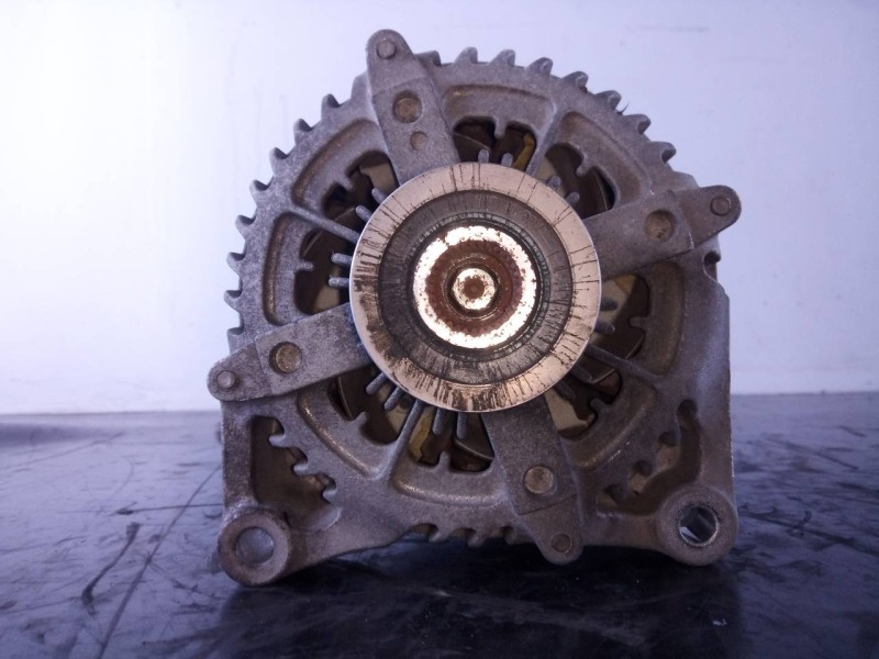 Recambio de alternador para bmw serie 4 coupe (f32) 420d luxury line referencia OEM IAM 764013203 1042106721 P3-A5-2-3