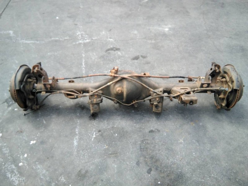 Recambio de puente trasero para toyota land cruiser (j12) 3.0 d-4d gx referencia OEM IAM   ESTANTERIA 4