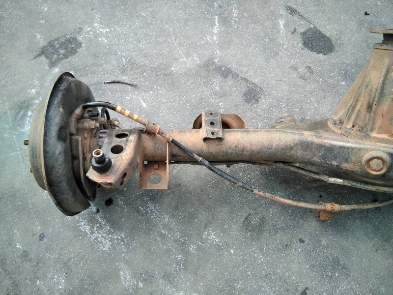 Recambio de puente trasero para toyota land cruiser (j12) 3.0 d-4d gx referencia OEM IAM   ESTANTERIA 4