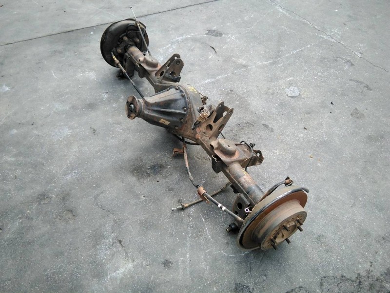 Recambio de puente trasero para toyota land cruiser (j12) 3.0 d-4d gx referencia OEM IAM   ESTANTERIA 4