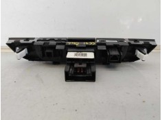 Recambio de warning para hyundai ix35 style awd referencia OEM IAM 847402S350TAN  E3-A3-43-1 2