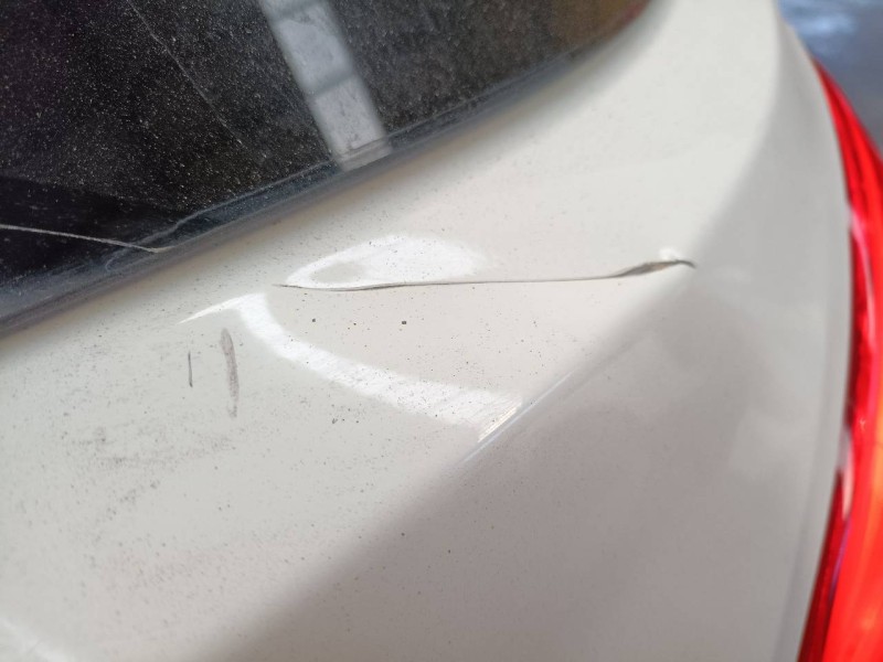 Recambio de porton trasero para ssangyong korando crystal referencia OEM IAM   